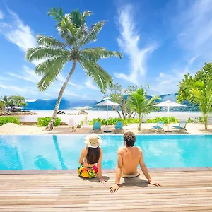 https://pineapple-beach-villas.maheislandhotels.com